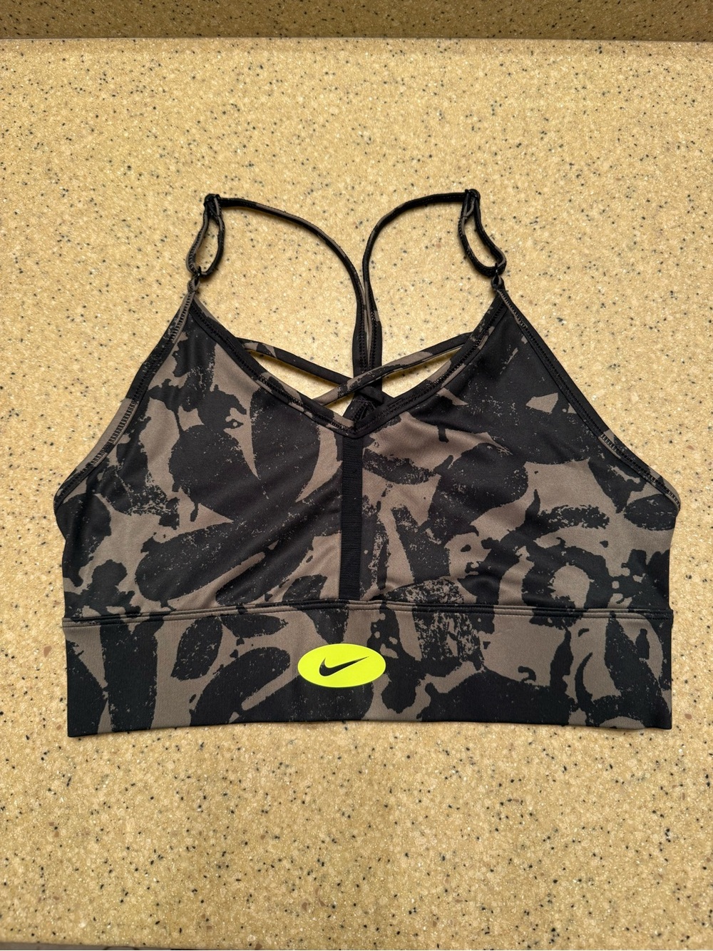 Nike Black & Olive Camo Strappy Sports Bra with Neon Logo Sz Medium NWOT